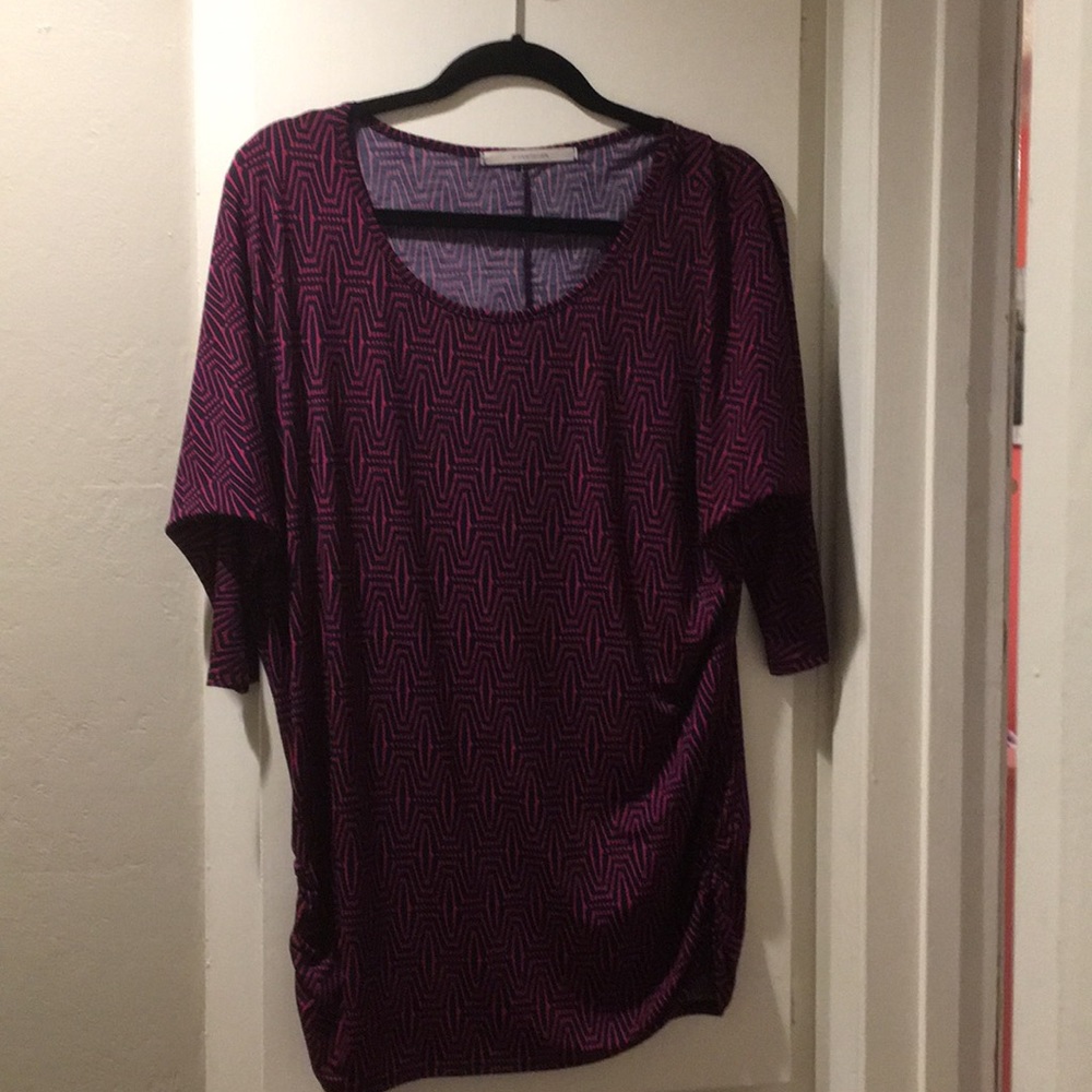 Pretty top for work or going out